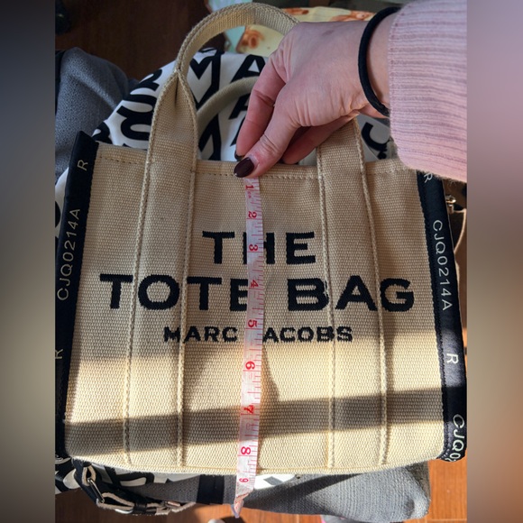EUC like new Marc Jacobs The Jacquard Mini Tote Bag in “Warm Sand” - Picture 8 of 9